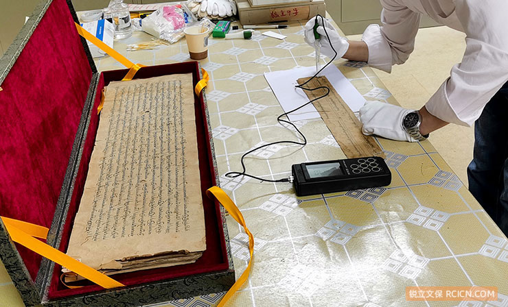 銳立文保唐代古籍經卷進行酸化情況檢測
